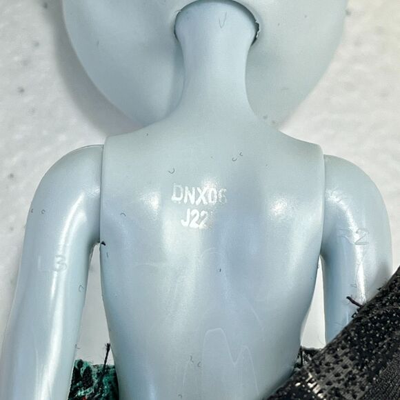 Monster High Doll Lagoona Blue Surf to Turf Mattel 2016 DNX06 - Picture 10 of 16